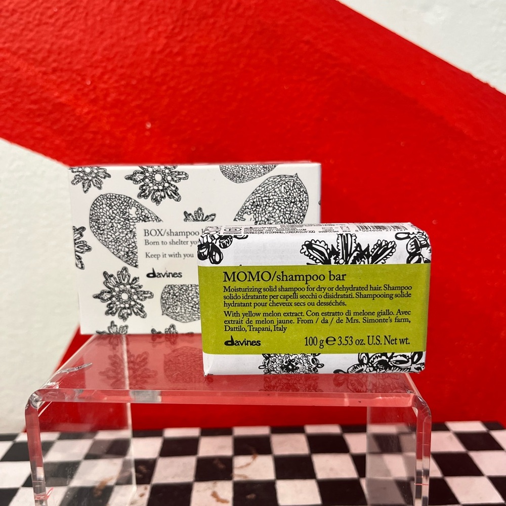 Davines MOMO Shampoo Bar